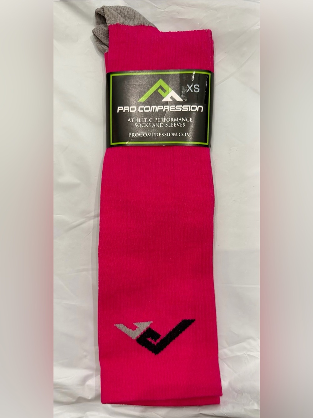 Pro Compression Performance Athletic Socks – Hot Pink (XS) – NWT